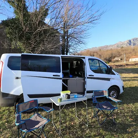 Agapeescape Campervan Montenegro אתר קמפינג *