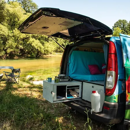 Agapeescape Campervan Montenegro * פודגוריצה