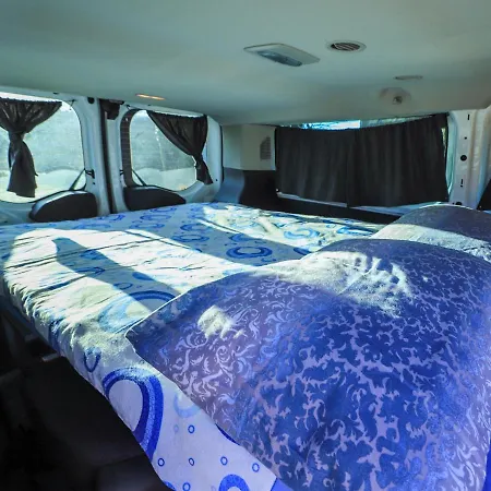 Agapeescape Campervan Montenegro مكان تخييم بودغوريتْسا