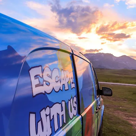 مكان تخييم Agapeescape Campervan Montenegro *